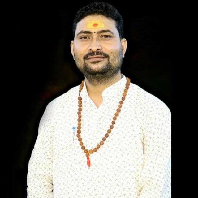 Pandit Gyanesh Ji